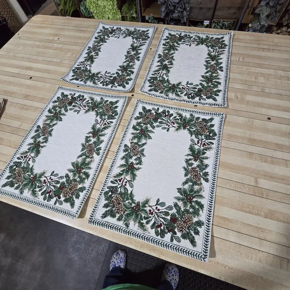 Vtg Set‎ 4 Tapestry Holiday Placemats 13